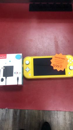 1003 Nintendo Switch Lite W/Aftermarket Charger 582948