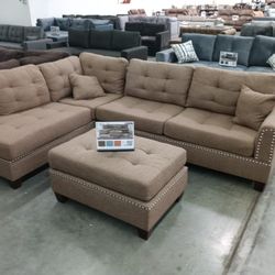 Sectional Couches 
