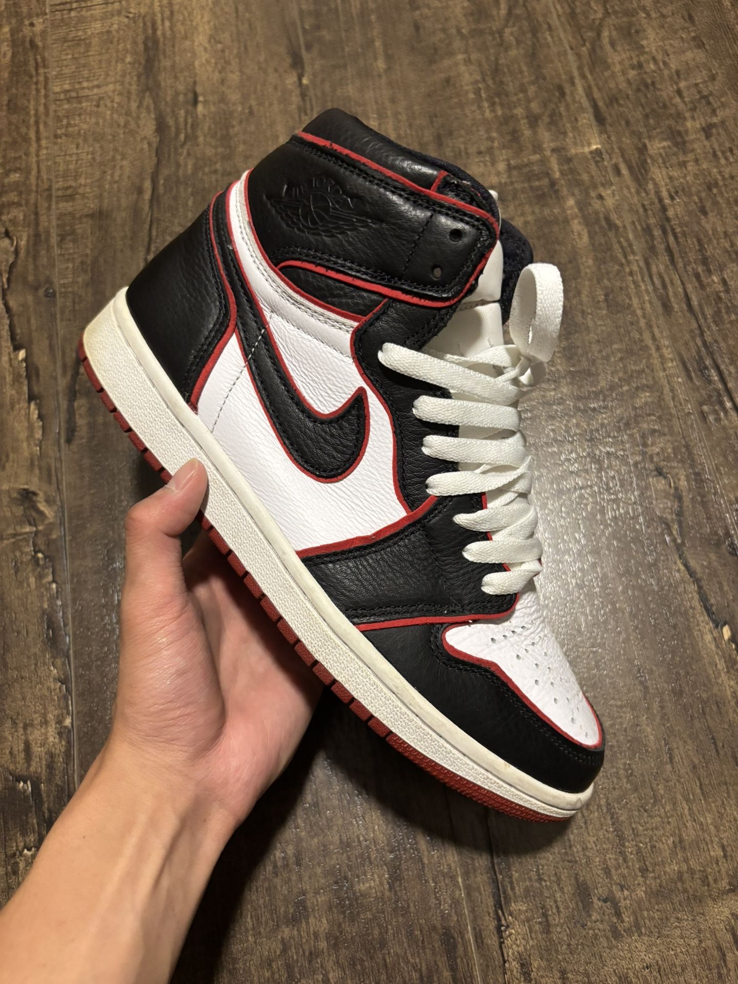 Jordan 1 Bloodline