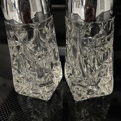 Cristal Salt And Pepper Shakers