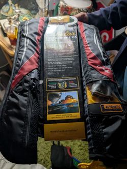 BRAND NEW CABELAS TOURNAMENT ZX4000 PERSONAL FLOTATION DEVICE