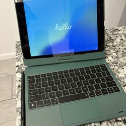 iPad (9th Generation) - WiFi & Cellular Model