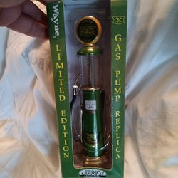 John Deere Replica Wayne Gas Pump 8" Tall
