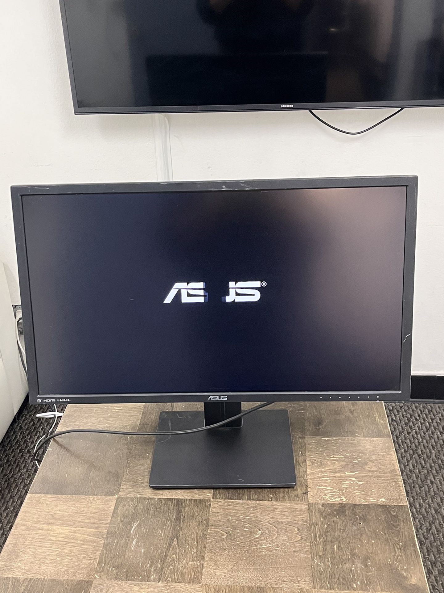 Asus Monitor 28 Inches With HDMI Port