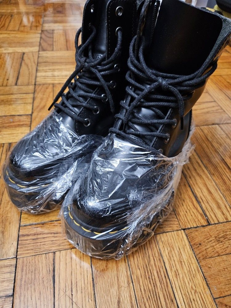 Dr. Martens Jadon Platform Boots – Worn Twice, Excellent Condition