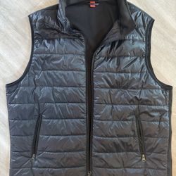 Mens 2x Light Puffer Vest- Like New! 