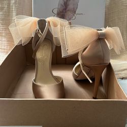 Jessica Simpson heels