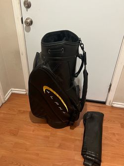 Golf clubs bag
