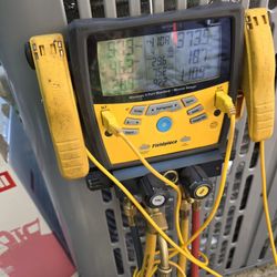 Fieldpiece HVAC Gages
