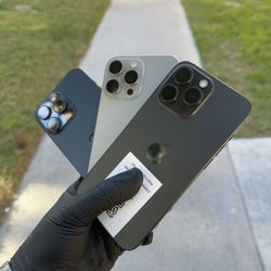 iPhone 15 Pro Max Factory Unlocked / International / Mexico