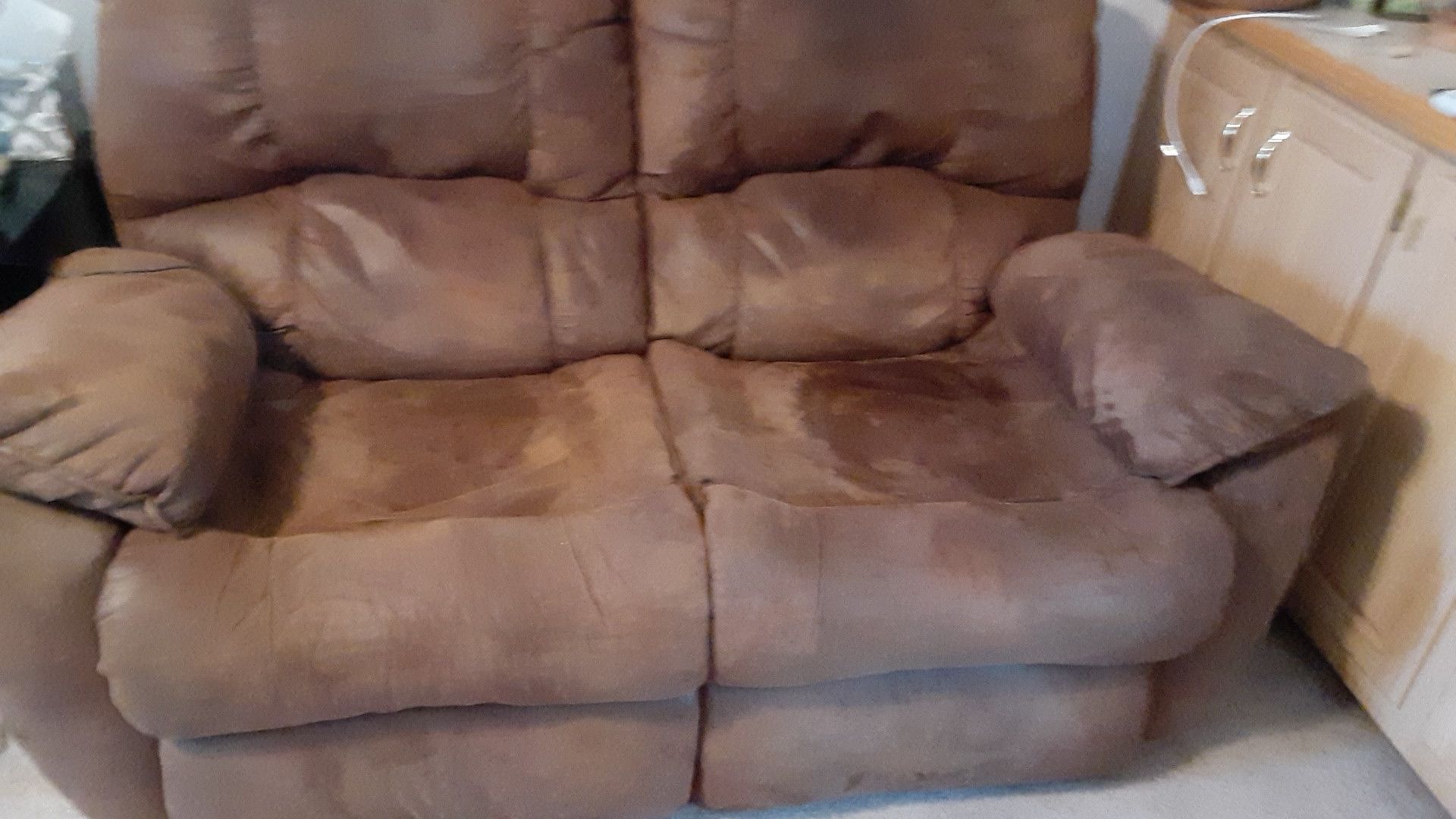 Recliner love seat