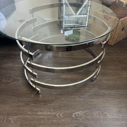 Coffee Table And Side Table 
