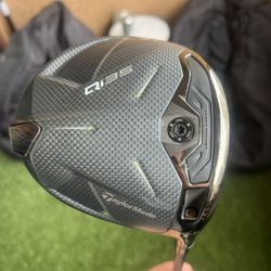 Taylormade Qi35 Driver