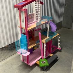Barbie Dream House