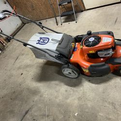 HUSQVARNA
