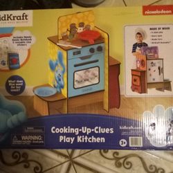 Kid Kraft Blue's Clues Play Kitchen 