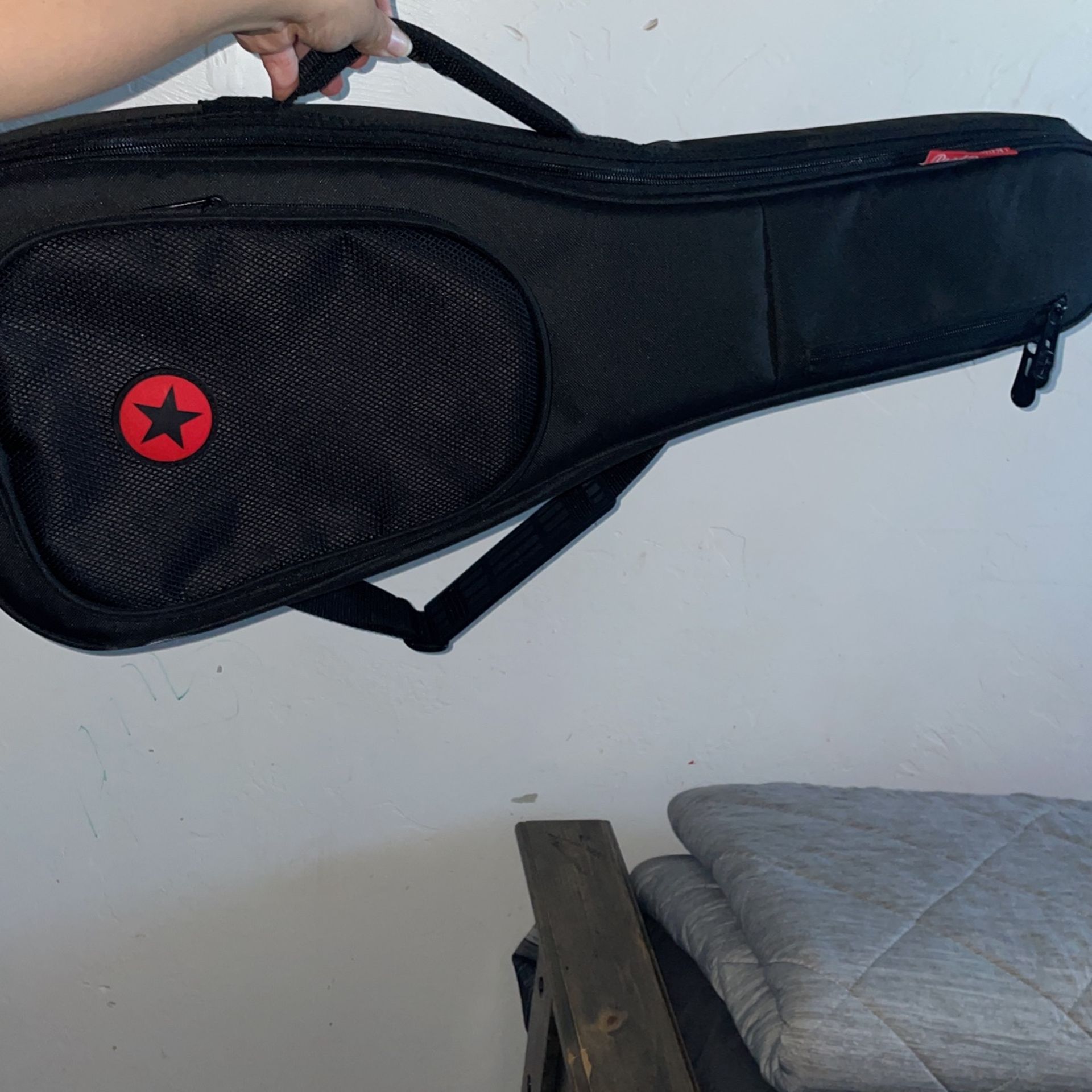 Road Runner Child Guitar Case
