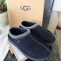 Ugg Tasman II Size 7