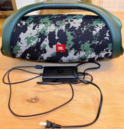 JBL Boombox 2