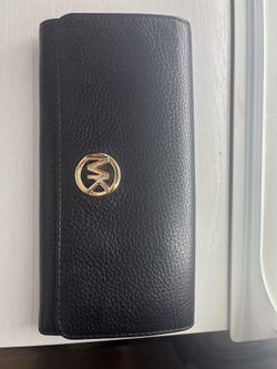 Black Michael Kors Wallet