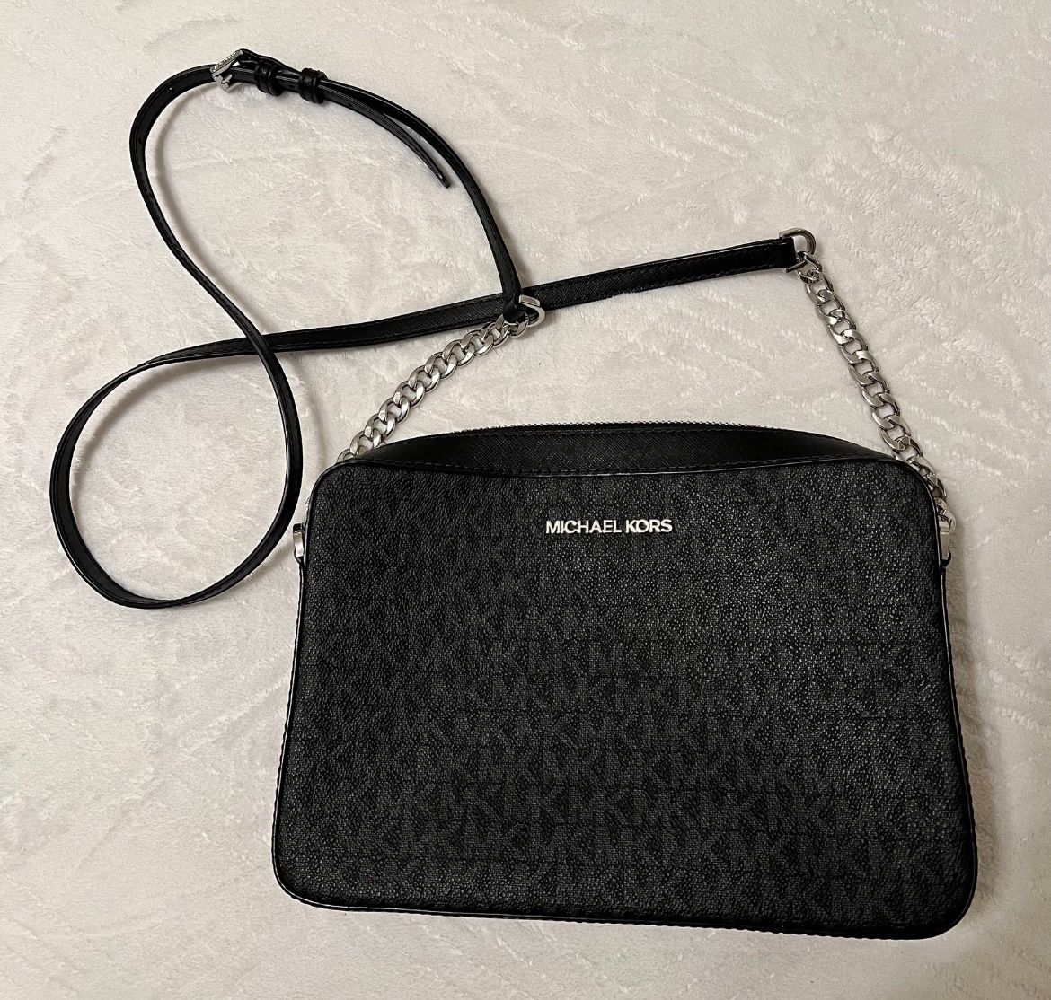 Michael Kors - MK purse