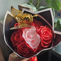 Roses Fake