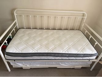 Trundle Bed