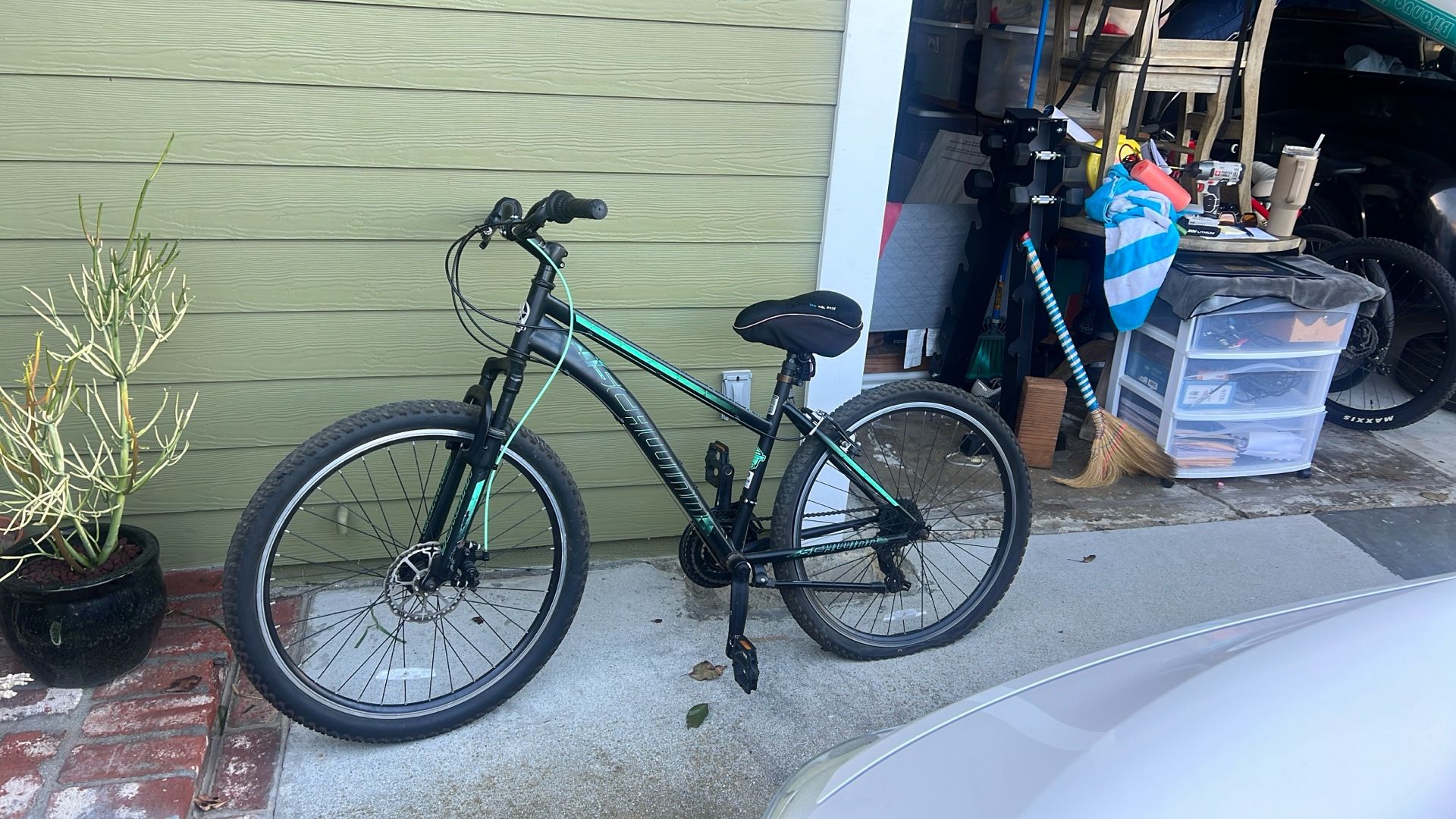 Schwinn Sidewinder Mountain Bike