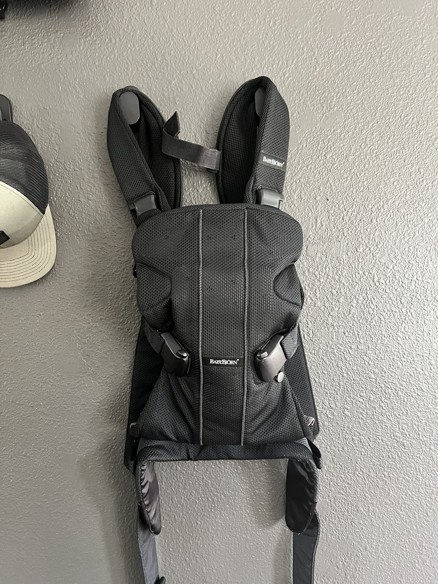 Baby Bjorn Baby Carrier One