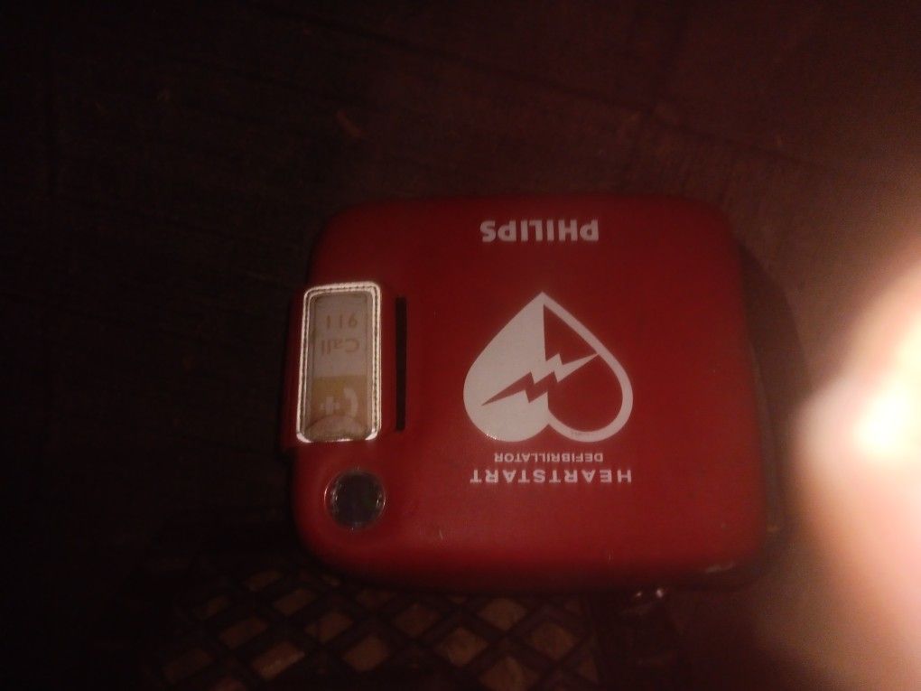 Philips Defibrillator 