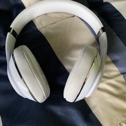 Beats Studio Wireless 