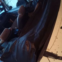 Drop top leather piece for your mustang,so enjoy when u drop the top