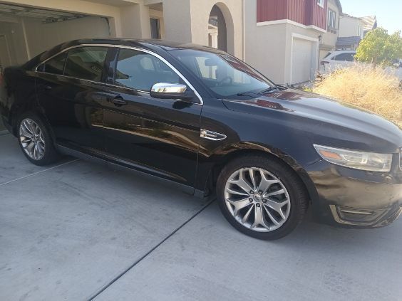 2013 Ford Taurus