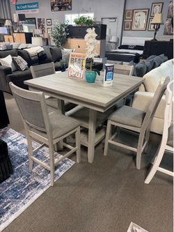 Sale! Perfect! Dining set! Easy financing’ 💚👍📲