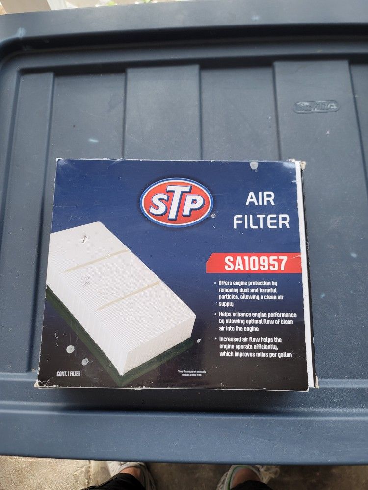 STP AIR FILTER