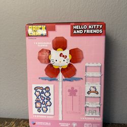 Brickcraft Hello Kitty Flower & Vase Building Kit (115 Plastic Pieces), Sanrio Hello Kitty Collection, Floral Decoration & Modular Vase Bouquet, Cute 
