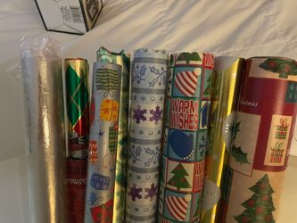 Gift Wrap Tote with Accessories 