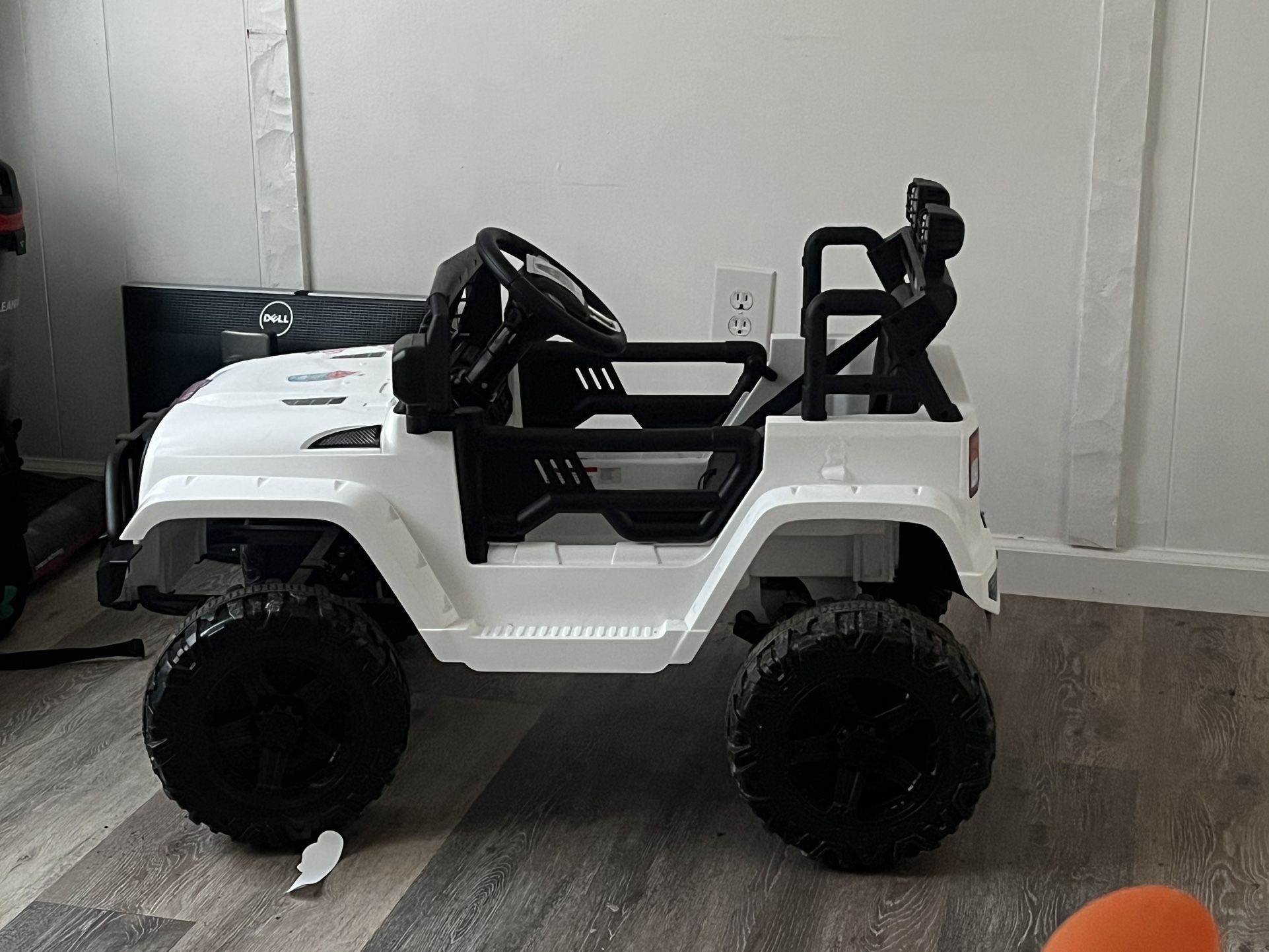Kids All White Electric Jeep