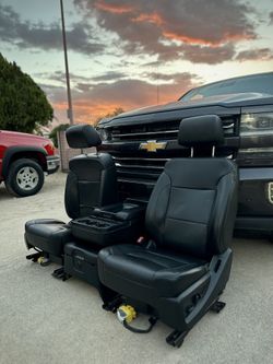 14-18 Silverado/Sierra Front leather Seats With JumpSeat