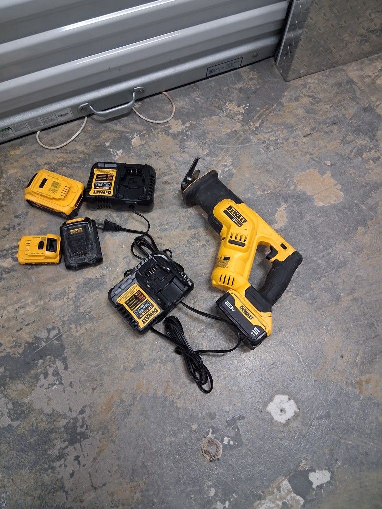 CORDLESS SAW ZAA BATTERIES AN CHARGERS