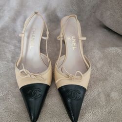 Chanel Kitty Pumps Pointy Toe 
