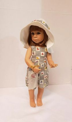 Vintage LE 1991 Julie-Good Kruger 17" Doll w/ LOA She Sells Sea Shells