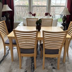 Modern Solid Wood Dining Set