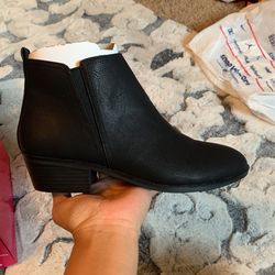 Women Booties Size 9 