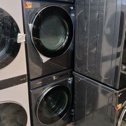 SAMSUNG USED BESPOKE STEAM FRONT LOAD 5.3 CU FT WASHER NEW GAS DRYER 