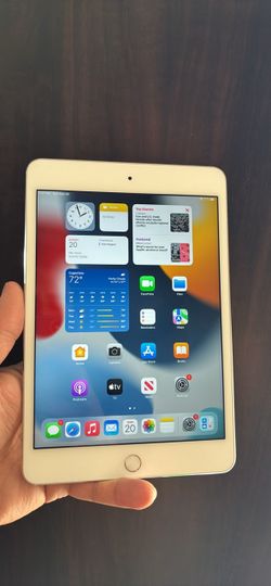 iPad Mini 4 128gb. Like New And Unlocked!
