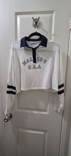 Hollister white & navy blue cropped Malibu USA polo shirt - Size M