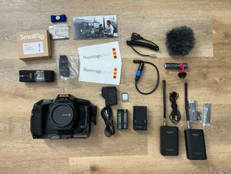 Blackmagic Cinema Camera 6K Pro EF Ready-to-Shoot Kit + SmallRig Cage