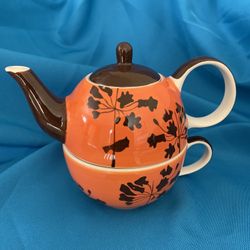 Lovely teapot and cup