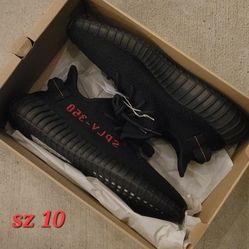 Yeezy Bred Sz 10